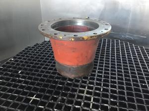 Liebherr Carter d'arbre de sortie